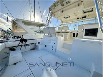 Luhrs 37 open