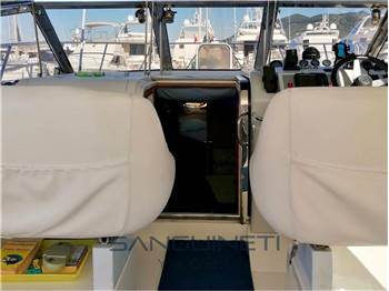 Fairline 33 targa