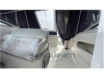 Crownline 268