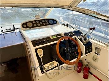 Fairline 31 targa