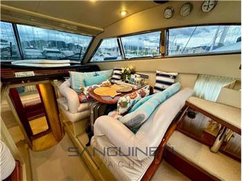 Ferretti 53