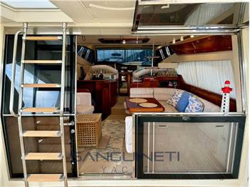 Ferretti 53