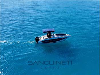 Trimarchi 57 s