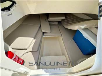 Quick Silver Activ 675 Sundeck