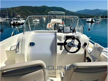 Quick Silver Activ 675 Sundeck