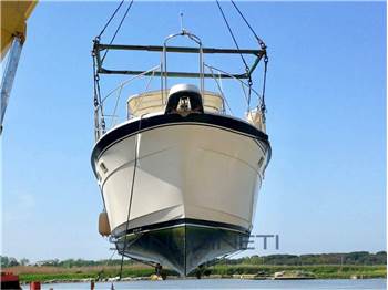 Hatteras 45 convertible