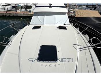 Riviera 35