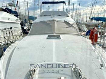 Azimut Az 35