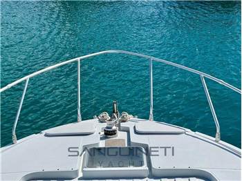 Raffaelli Typhoon 38