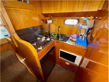 Raffaelli Typhoon 38