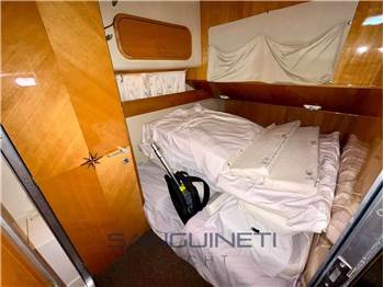 Raffaelli Typhoon 38