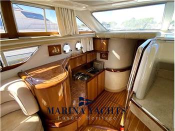 Sealine F44