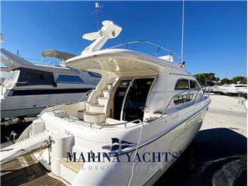 Sealine F44