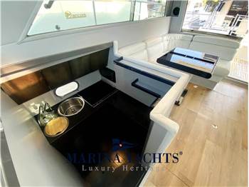 Ferretti Yachts ALTURA 44 S