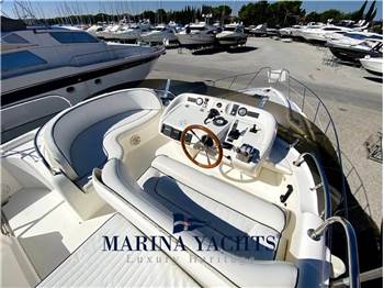 Sealine F44