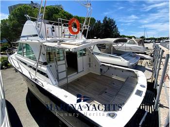 Bertram Yacht 35' Convertible