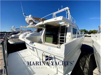 Ferretti Yachts Altura 44