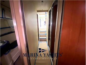 Ferretti Yachts Altura 44