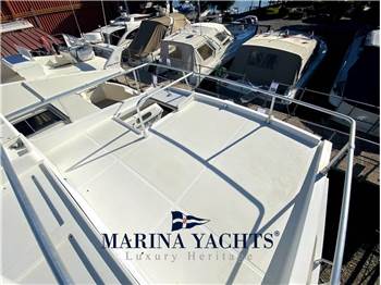 Ferretti Yachts Altura 44