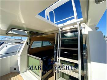 Ferretti Yachts Altura 44