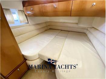 Sealine F44