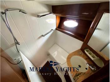 Uniesse Marine 42 Fly