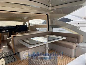 Pershing 64