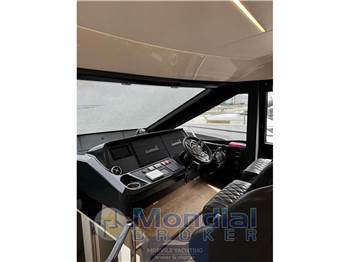 Absolute Navetta 62