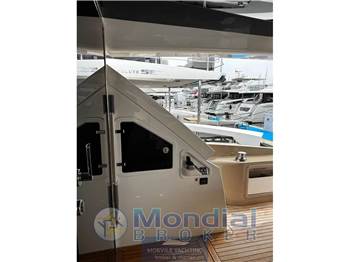 Absolute Navetta 62