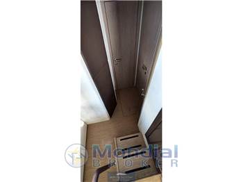 Sessa marine F42 flybridge
