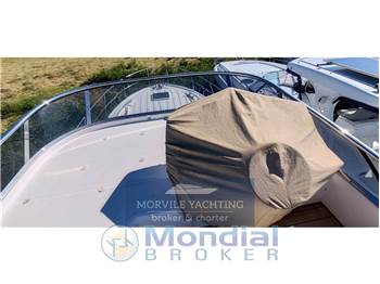 Sessa marine F42 flybridge