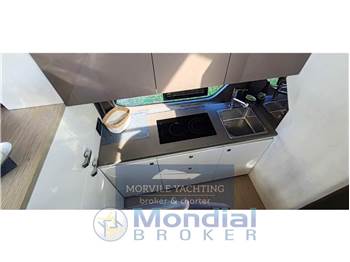 Sessa marine F42 flybridge