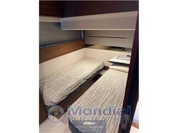 Princess yachts S 62