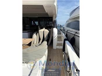 Princess yachts S 62