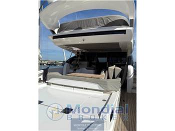 Princess yachts S 62