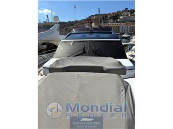 Princess yachts S 62
