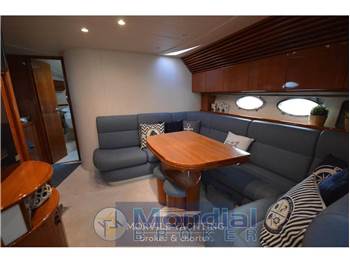 Pershing 52