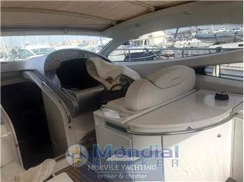 Pershing 52