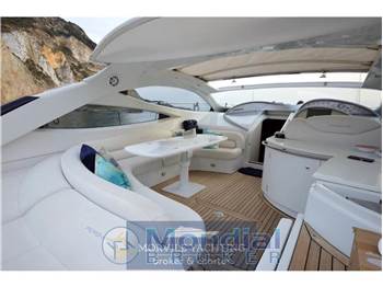 Pershing 52