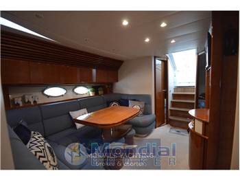 Pershing 52