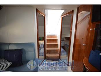 Pershing 52