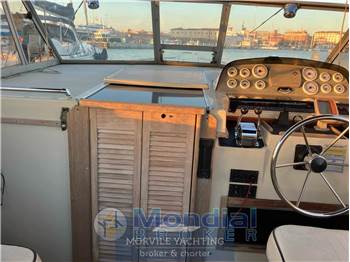 Boston whaler 27 full