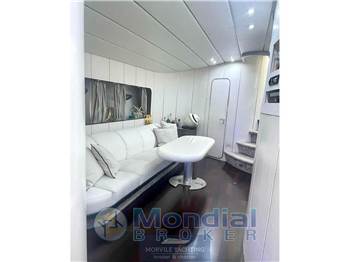 Overmarine Mangusta 65