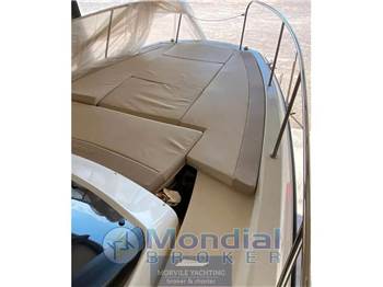 Quicksilver 875 sundeck