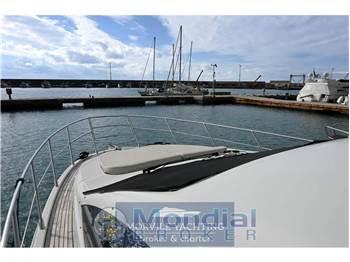 Azimut Az 43s