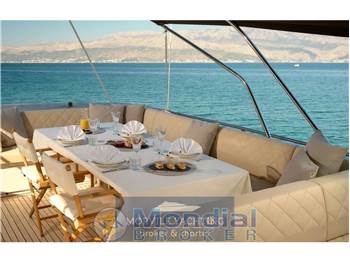 Princess 72 motor yacht