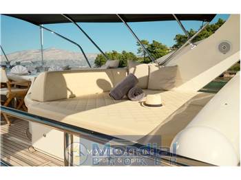 Princess 72 motor yacht