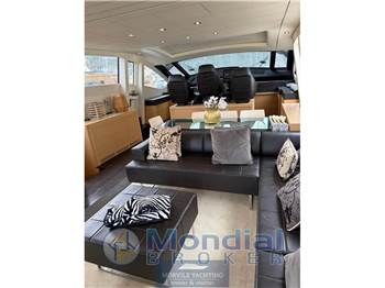 Pershing 80