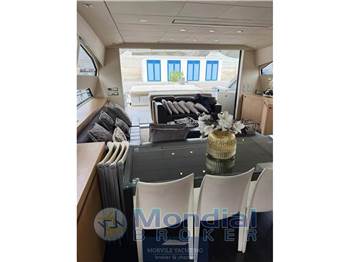 Pershing 80