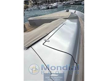 Pershing 80